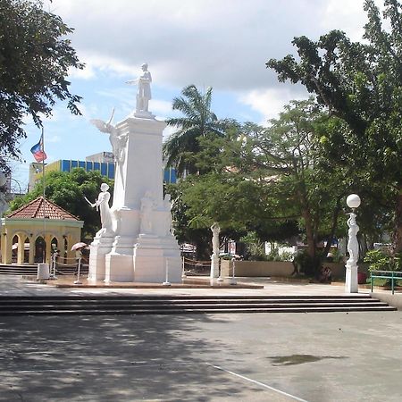 โรงแรมนากาแลนด์ ภายนอก รูปภาพ